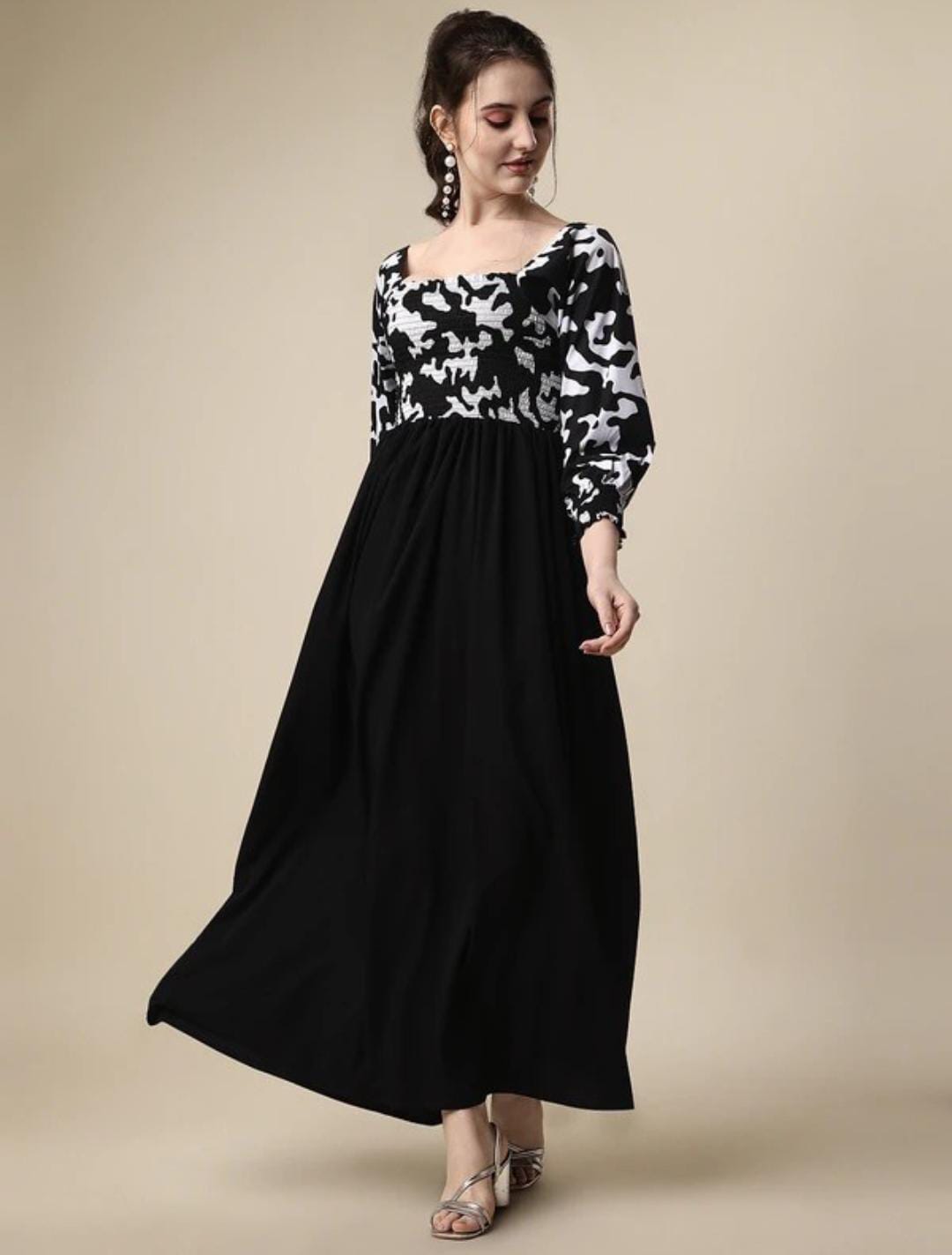 Tisarta Black & White Abstract Print Empire Maxi Dress